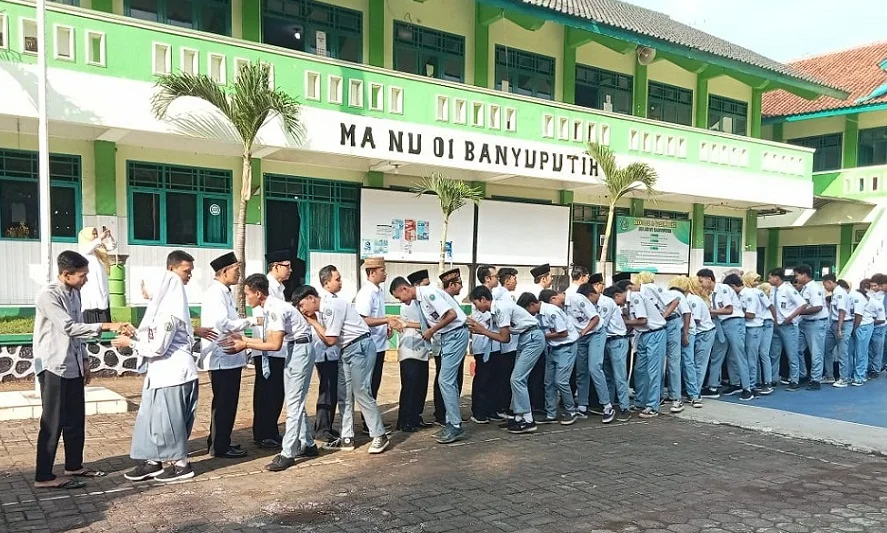 Sistem Pendidikan di Indonesia Menjembatani Tradisi dan Modernitas